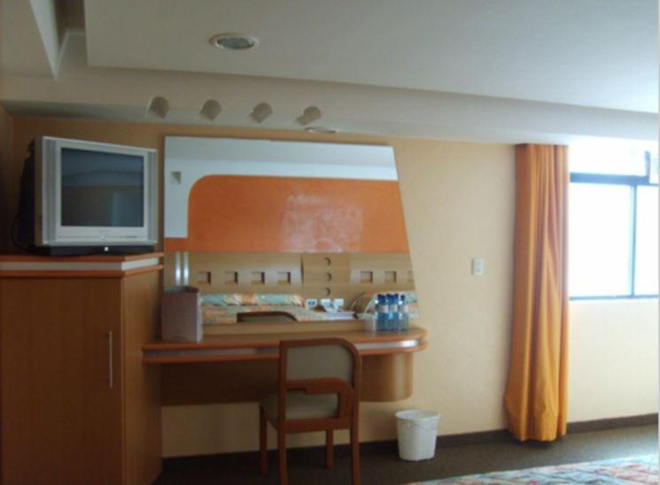 Hotel Terminal De Πουέμπλα Εξωτερικό φωτογραφία